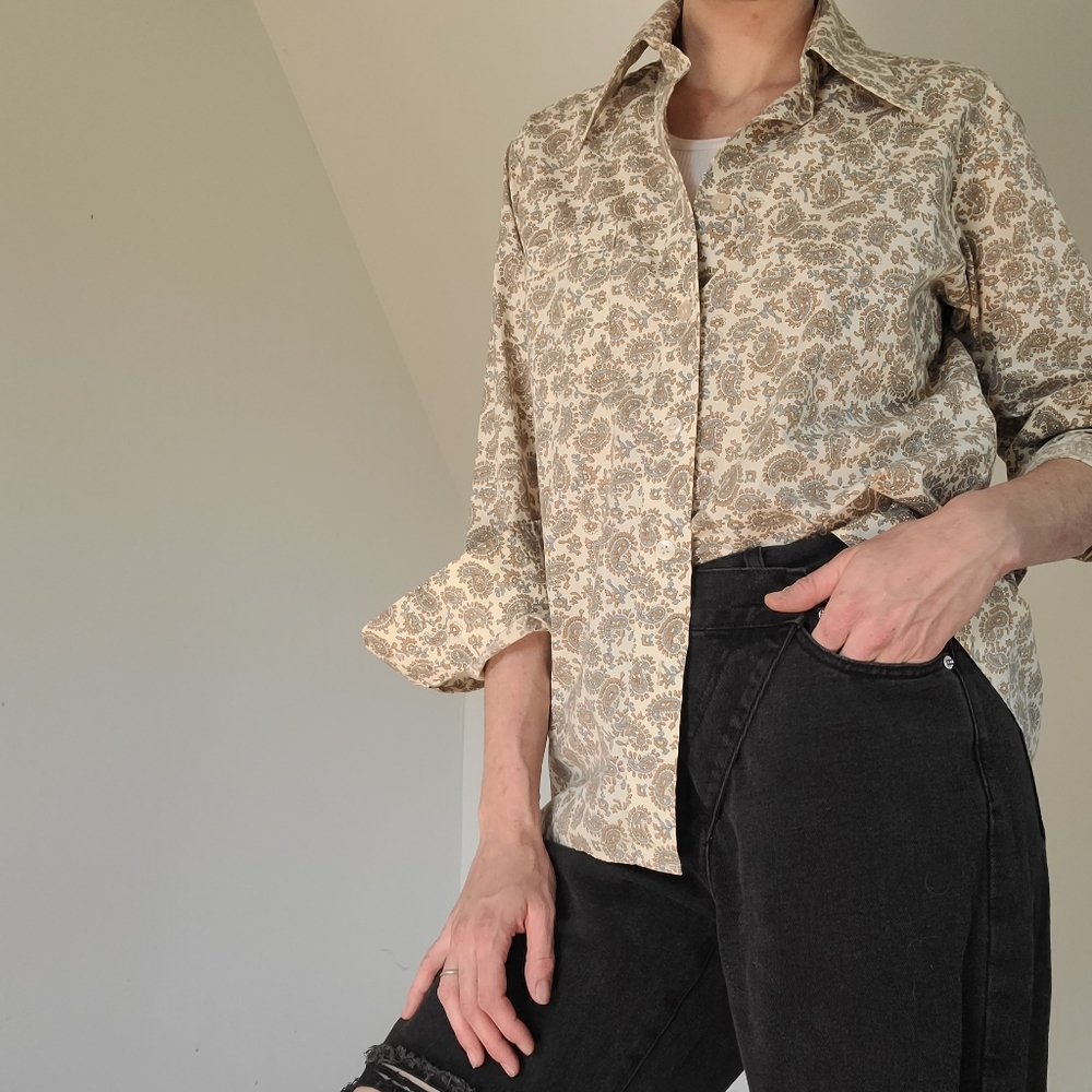 VINTAGE - Patterned button down shirt - Picture 6 of 13